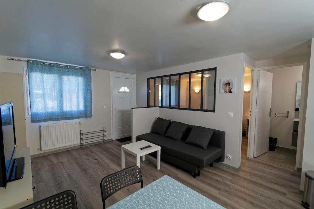 Mon Petit Coin Tranquille Apartment Coubron Bagian luar foto